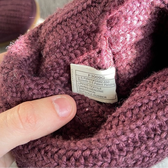 UGG Women's Classic Cardy Maroon Winter Button Tall Boots - Picture 9 of 9